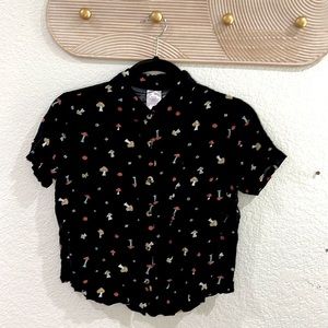 Black Short-Sleeved Blouse Size S